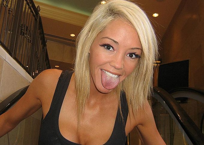 Active Woman sucht Sex Abenteuer f&uuml;r einen Abend