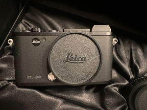 Leica CL "100 Jahre Bauhaus - Bauhaus Museum Dessau"