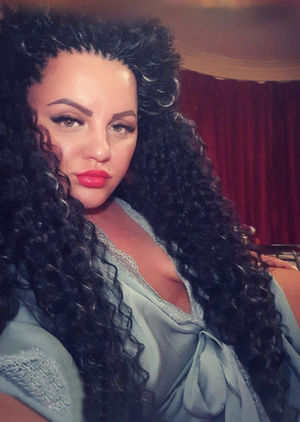 KELLY 27 - VOLLBUSIGE KURVENSCH&Ouml;NHEIT!