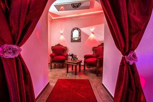 STUDIO LA CHICA LOUNGE - WILLKOMMEN IM SEXPARADIES