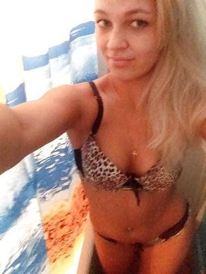 Blowjob outdoor sie 32