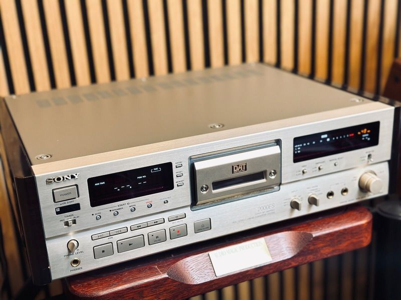 Sony Dtc-2000ES Dat Recorder