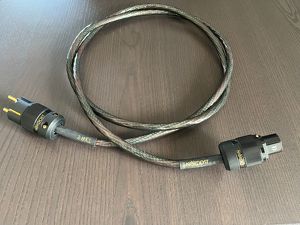 Nordost Tyr 2 Netzkabel