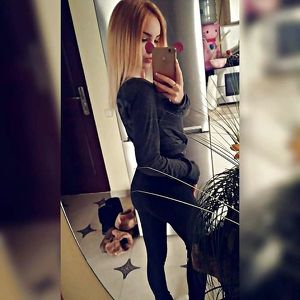 Dominante M&auml;nner mit harten Griffen