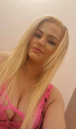 Lederer Gasse 27 Neueröffnung  Kristina  Ab 28.12.23.