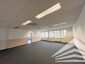 250 M²  Bürofläche mit Parkplätzen im Paul Hahn Center!