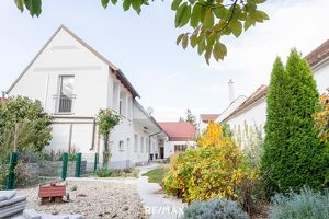 Charmantes Landhaus mit uneinsehbarem Garten