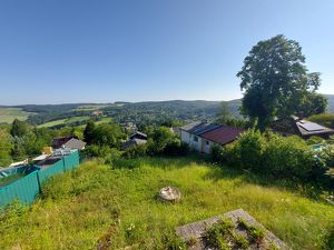 BAUGRUNDSTÜCK MIT FERNBLICK