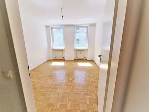 Zentrale Innenstadtwohnungen - insgesamt  3 Wohnungen allle  56 m2