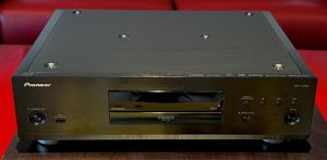 Pioneer BDP-LX800 Universal Disc Player