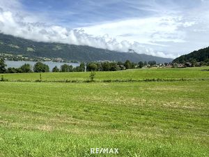 Zwei einzigartige Baugrundstücke mit Blick auf den Ossiacher See in toller Lage