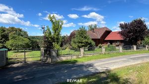 Blockhaus in sehr ruhiger Lage