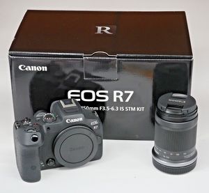 Canon Eos R7 32,5Mp Kit mit RF-S 18-150mm