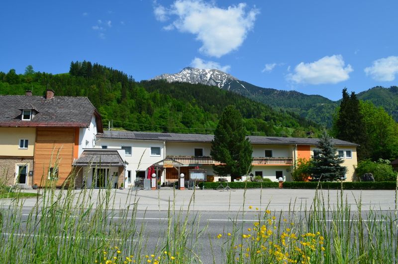 Hotel-Restaurant im  TOURISMUSGEBIET