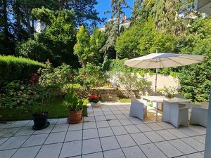 Anlegerwohnung. Top Gartenwohnung mit 2 Garagenparkpl&auml;tze.