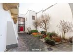 Repräsentativ wohnen und arbeiten direkt in der Fußgängerzone! 243 m² auf zwei Etagen!