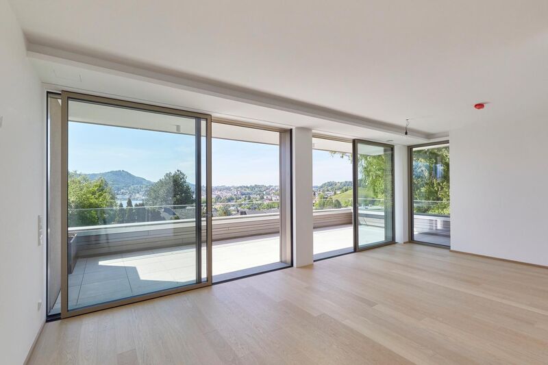 SONNE - SEE - LIFESTYLE - 83 m² Terrassenwohnung mit Aussicht in absoluter Ruhelage
