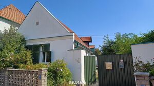 Traditionelles burgenländisches Haus mit Gemeinschaftshof in Siegendorf