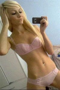 Extreme Sexsklavin braucht Herrn und Gebieter