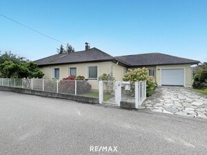 Charmanter Bungalow mit wunderschönem Garten und Aussicht in die Natur