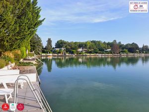 Charmantes Einfamilienhaus am Neuhofsee mit gepflegtem Garten auf Pachtgrundstück