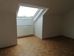 Klimatisierte Dachgeschoßwohnung