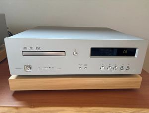 Luxman D-05u Cd Sacd Player