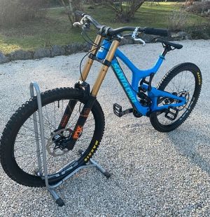 Santa Cruz V10 Größe L 27,5"