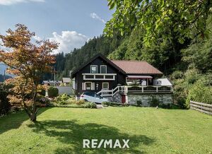 "Holznest" - Traditionelles Einfamilienhaus in Pöham