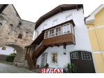 Verborgener Schatz in Gmünds Altstadt mit Burgblick