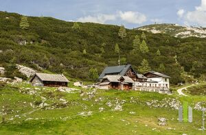 Berghütte/Alm in traumhafter Alleinlage mit Blick auf das atemberaubende Dachsteinmassiv