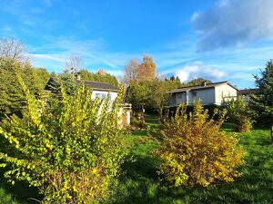 Baugrundstück mit Blick ins Grüne in ländlicher Ruhelage