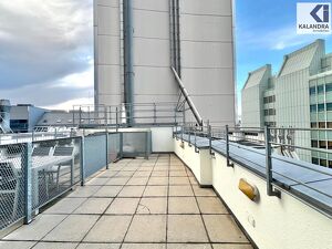 360 TOUR //  TERRASSENWOHNUNG im STILHAUS