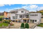 Exklusives Ein-/Mehrfamilienhaus in idyllischer Lage: Ihr neues Zuhause mit Charme und Ausblick