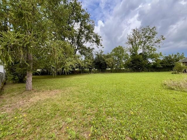 Ruhig gelegenes Baugrundstück am Stadtrand von Wels zu verkaufen