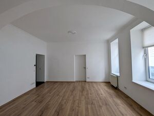 Charmante 2-Zimmer-Altbauwohnung mit Kaminanschluss & perfekter Anbindung