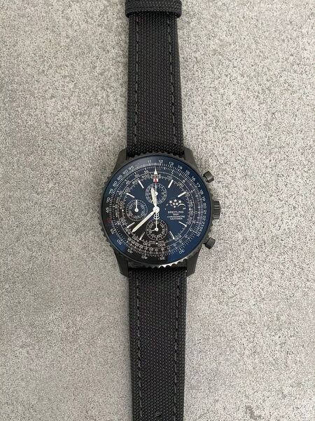 Breitling Navitimer schwarzes Zifferblatt Damenuhr