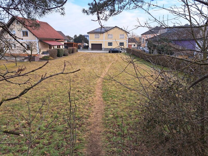 567m² Preiswert und Eben Bauparzelle in Greinsfuhrt