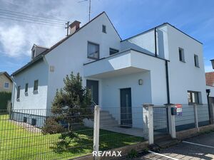 Liegenschaft mit zwei separaten Wohneinheiten in ruhiger Stadtrandlage