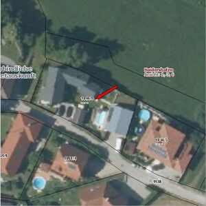 WOHNHAUS IN HAIDERSHOFEN MIT GROSSER GARAGE UND POOL