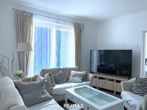 ***Schöne 2-Zimmer-Wohnung im 5. Stock mit großem Balkon***