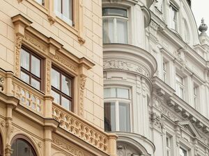 Altbau-Investment in Bestlage ? Unbefristet vermietete 3-Zimmer-Wohnung in 1060 Wien