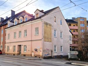 Attraktives Anlageobjekt: Zinshaus in bester Lage mit Baubewilligung