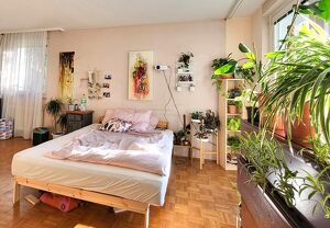 "IN KAUFABWICKLUNG!"   ZENTRALE GELEGENE 3-4 ZIMMER EIGENTUMSWOHNUNG MIT LOGGIA UND GEMEINSCHAFTSPOOL