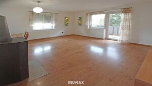 82 Quadratmeter, Loggia, Garage in Enzersdorf