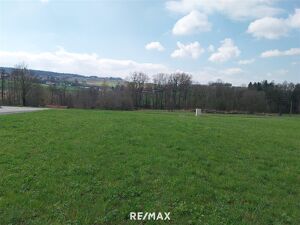 Baugrund in Neubausiedlung