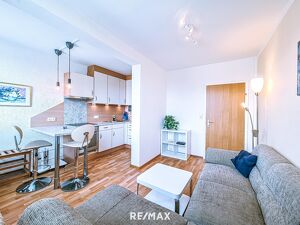 ?Igls: Garçonnière mit 36,31 m² großem Dachboden und Parkplatz in ruhiger Aussichtslage!