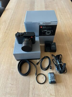 Leica Q3 schwarz