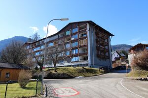 2-Zimmerwohnung mit großer Garage