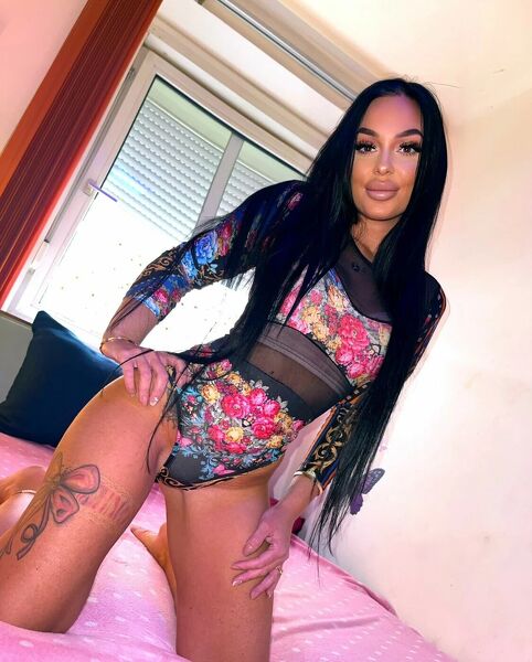 Sandra  Hauffgasse 19 A